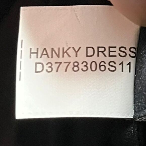 Welcome to my closet! - Picture 13 of 13